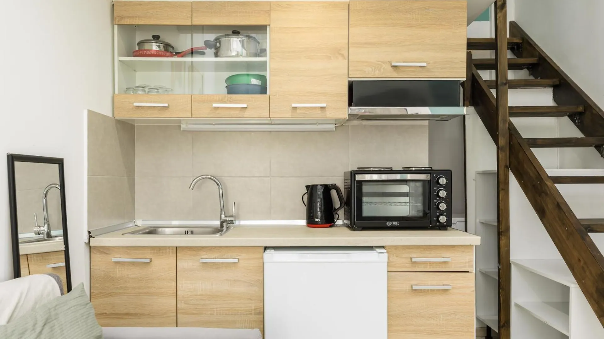 Lägenhet Stylish Loft In City Center 2 Thessaloníki